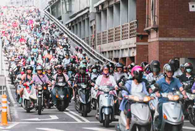 天下財經週報：機車普及高，強制加裝ABS會影響多少人？