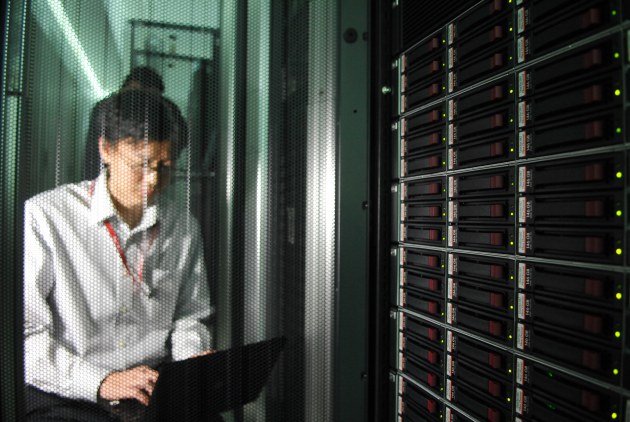 電子業-科技冷戰-資安-伺服器-供應鏈-主機板