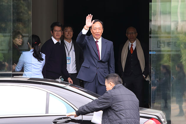 國民黨議員看郭董：選總統，不想坐視台灣陷入「選邊悲劇」