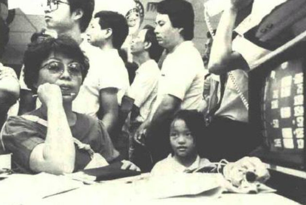 當年的「台灣錢淹腳目」到底多誇張？4個故事帶你看見80年代金錢熱潮