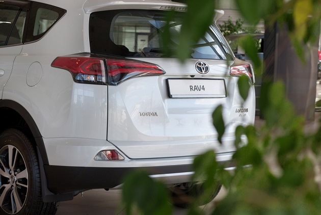 神車RAV4賣得愈好，為何台灣愈多人擔心失業？