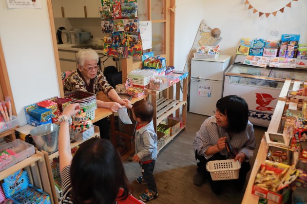 入住率第一的高齡住宅！老了、失智也能冒險如「初戀」