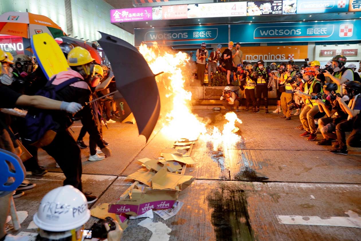 香港反送中運動衝擊經濟　影響大過貿易戰？