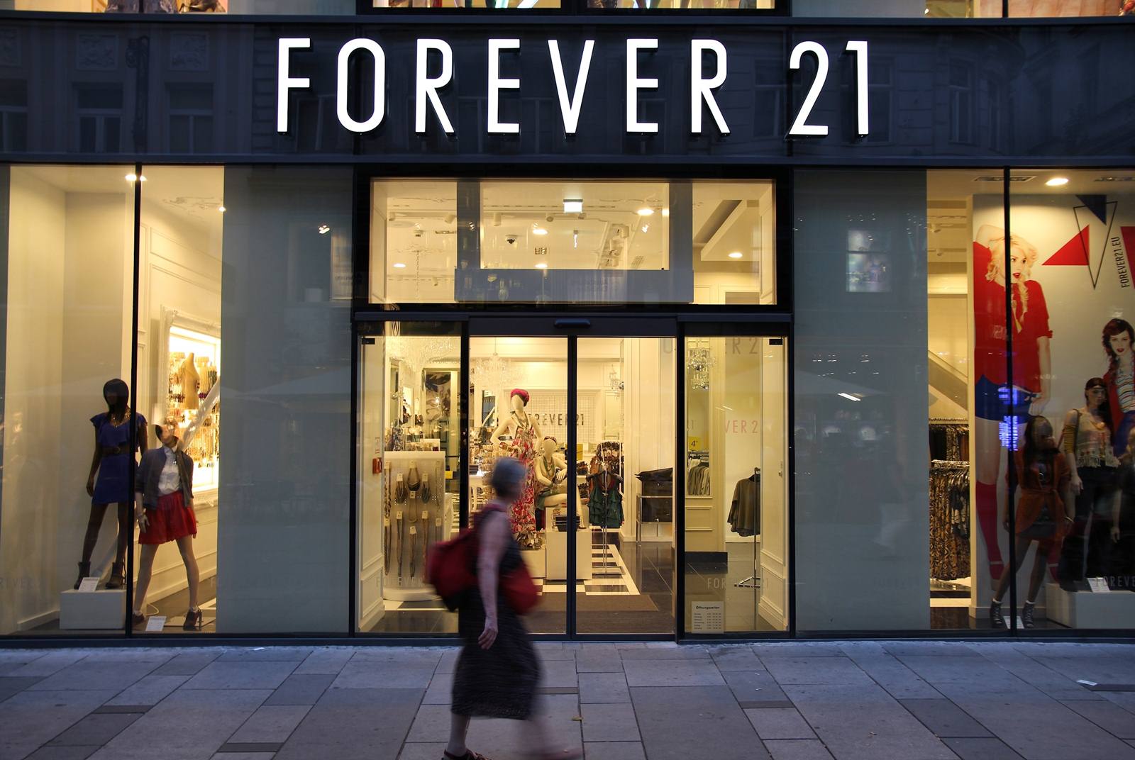 瀕臨破產Forever 21做錯了什麼？｜天下雜誌