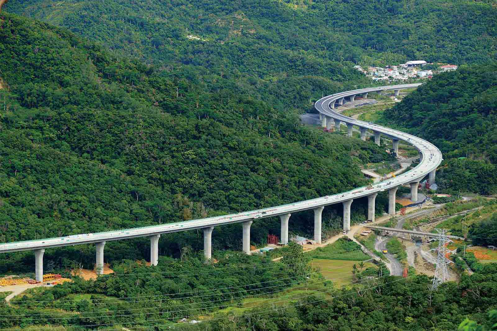 把「不可能」變成真！  不怕虧過6億 根基營造打造全台最美公路
