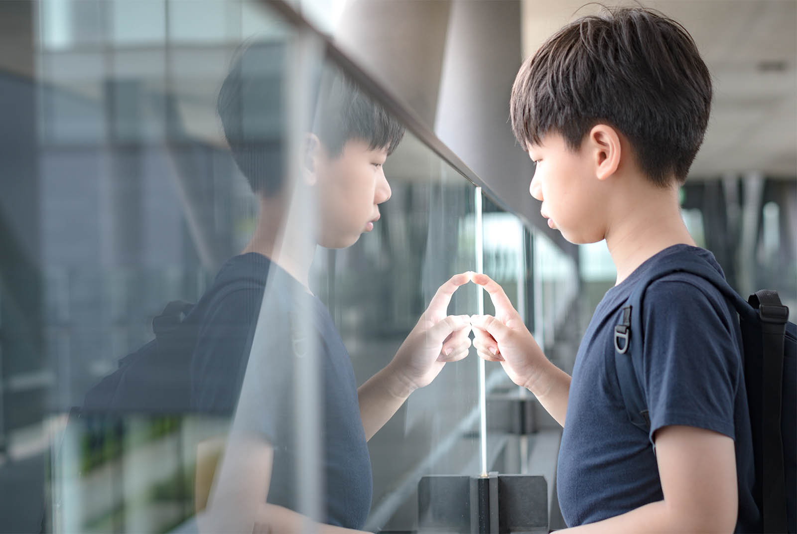 交不到朋友、害怕與人相處　擺脫「邊緣人」的3種練習