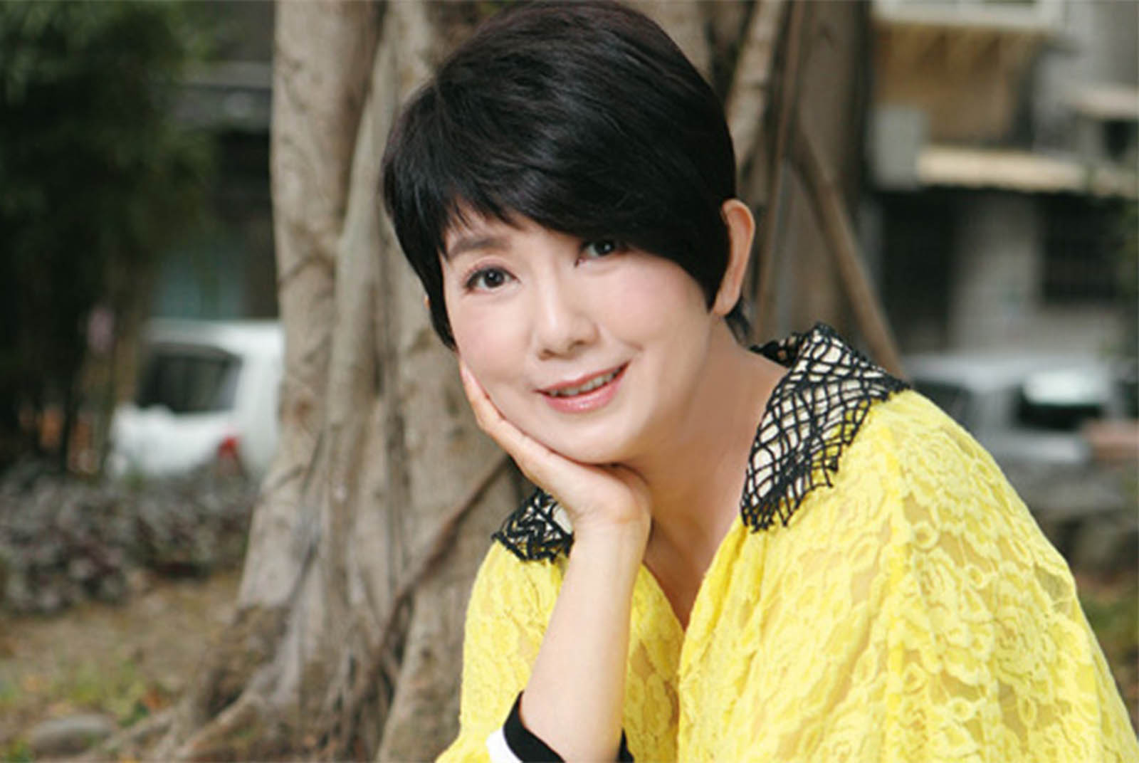 周思潔-演藝圈-創業