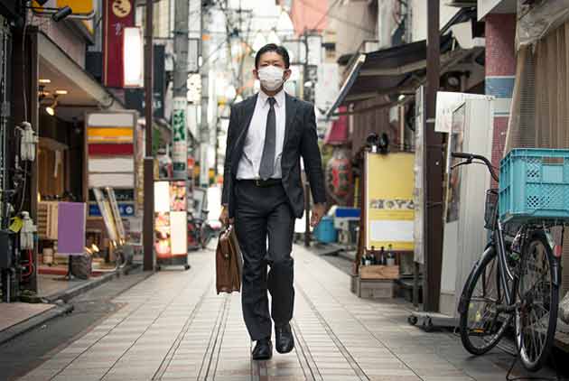 發燒還要上班　日本社畜文化對疫情推波助瀾？