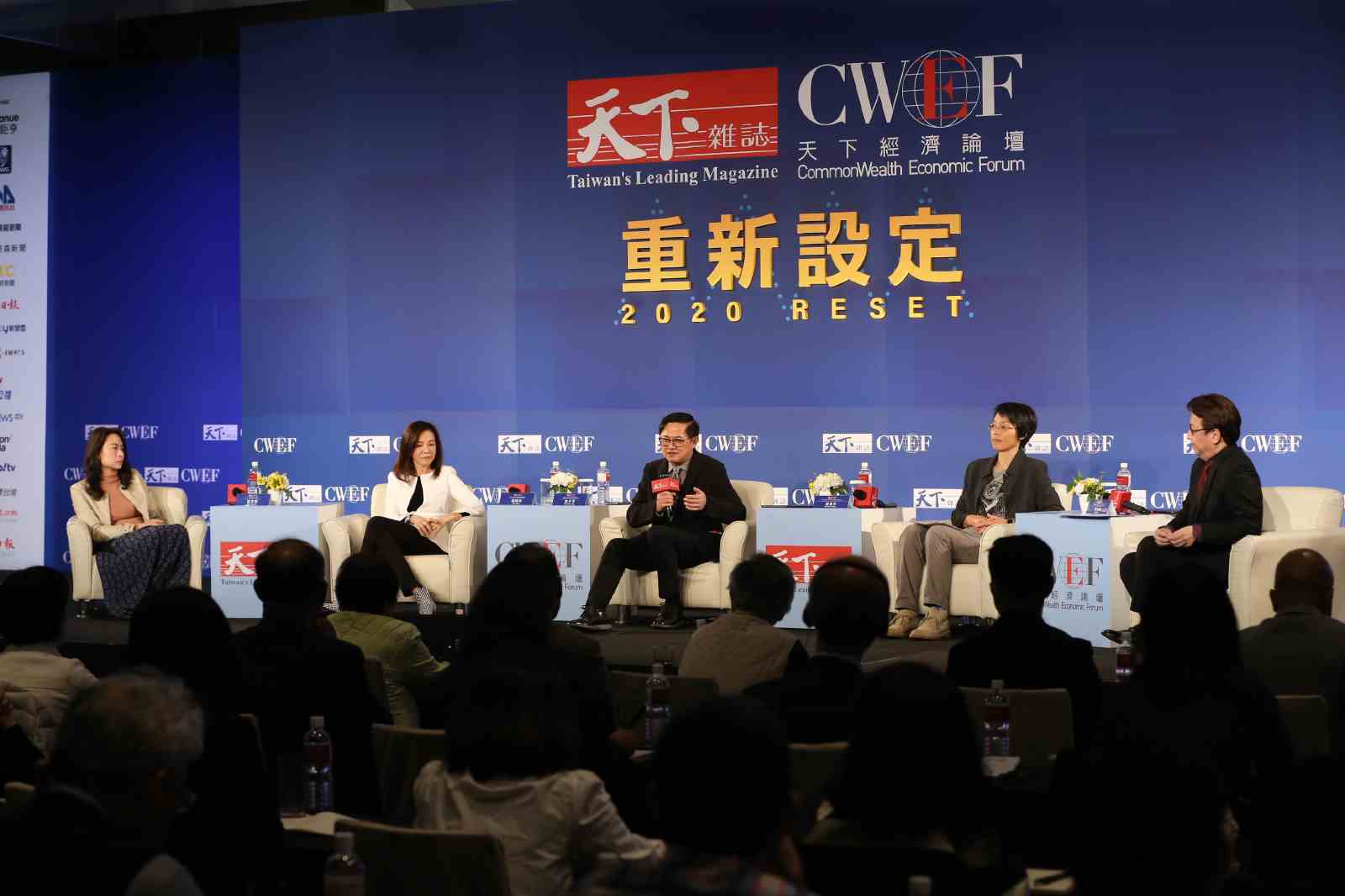 武漢肺炎、貿易戰……世界又當機，台灣如何重新設定？