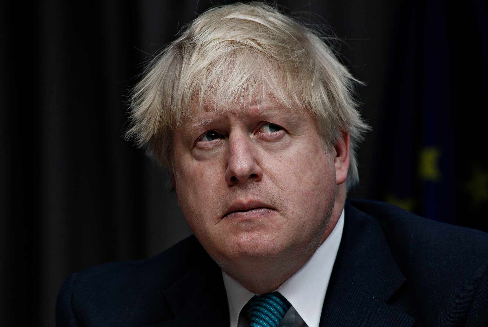 英國首相強森確診新冠肺炎
