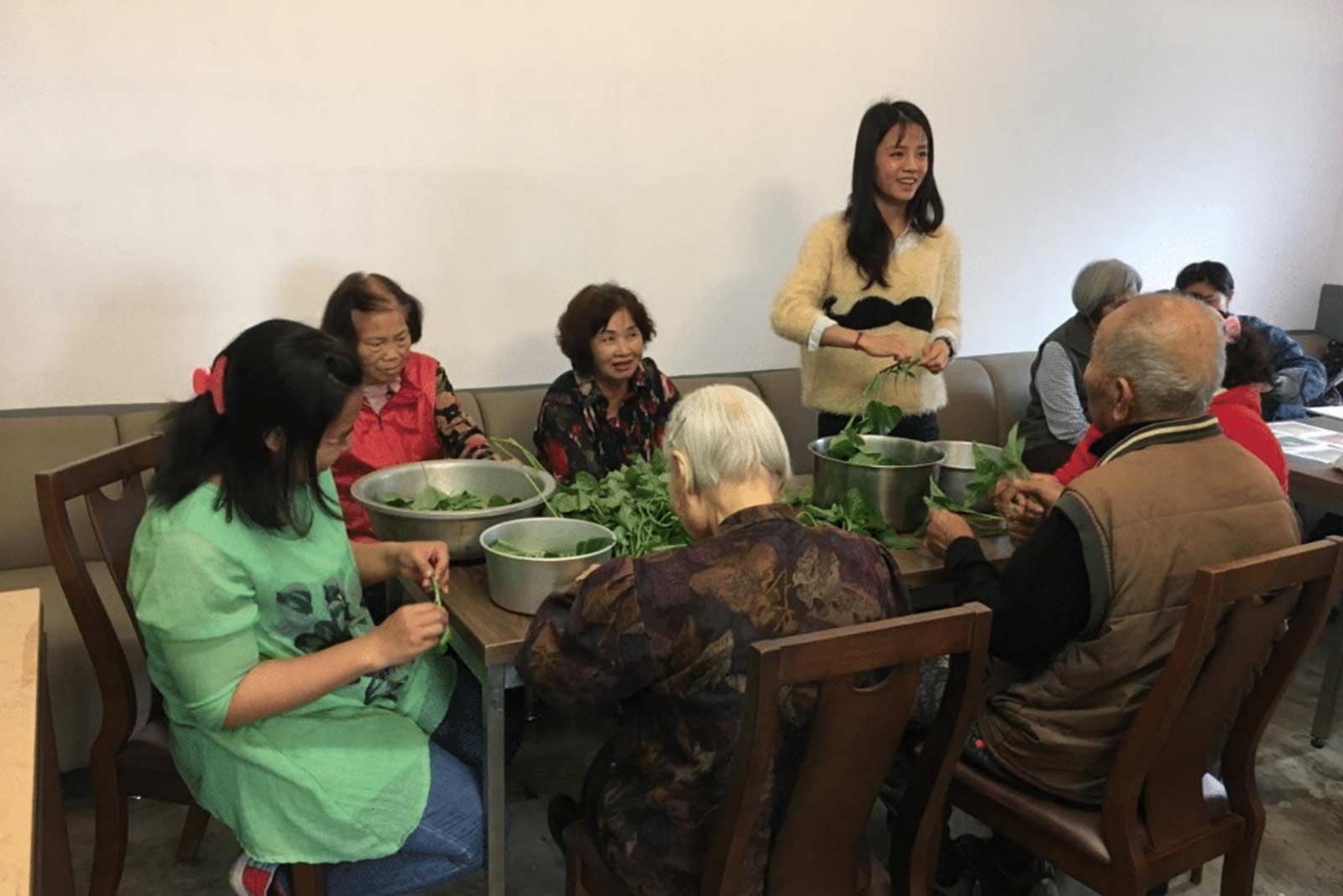 【科技部技專院校　實務型研究專案計畫成果展】 投入長照關懷弱勢　以愛研發的療癒新法