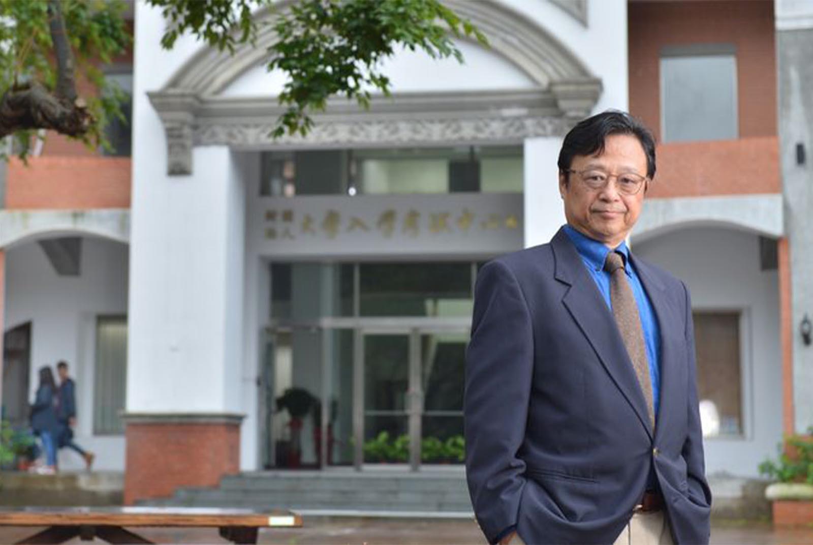 為「考題太簡單」請辭！前大考中心主任去職後，剖析大考中心3大問題