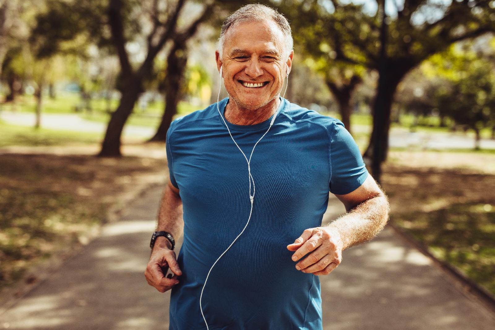 80歲有20歲的體能　英國長壽專家傳授青春永駐的關鍵秘訣