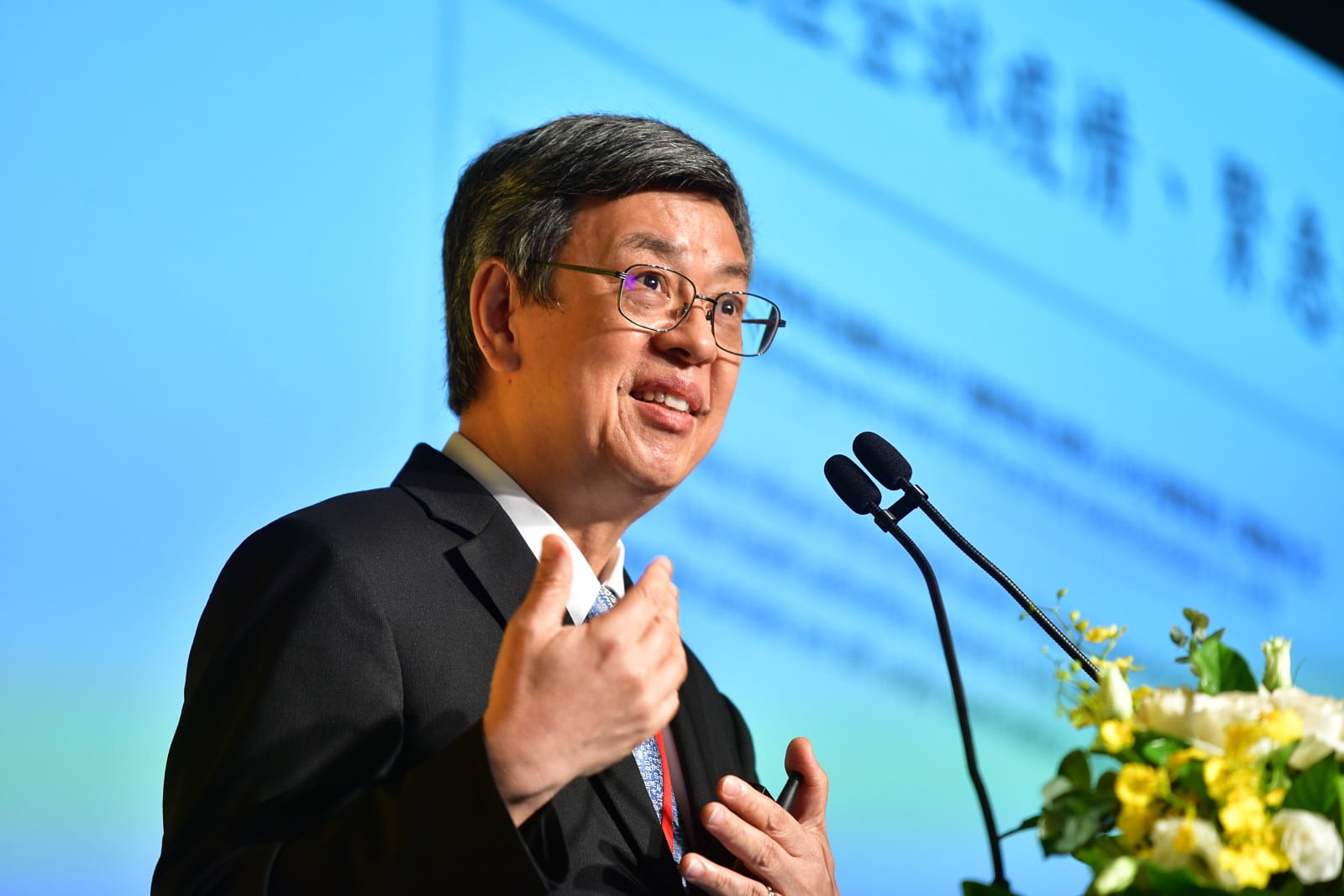 新冠肺炎-COVID-19-封城-普篩-疫調-陳建仁