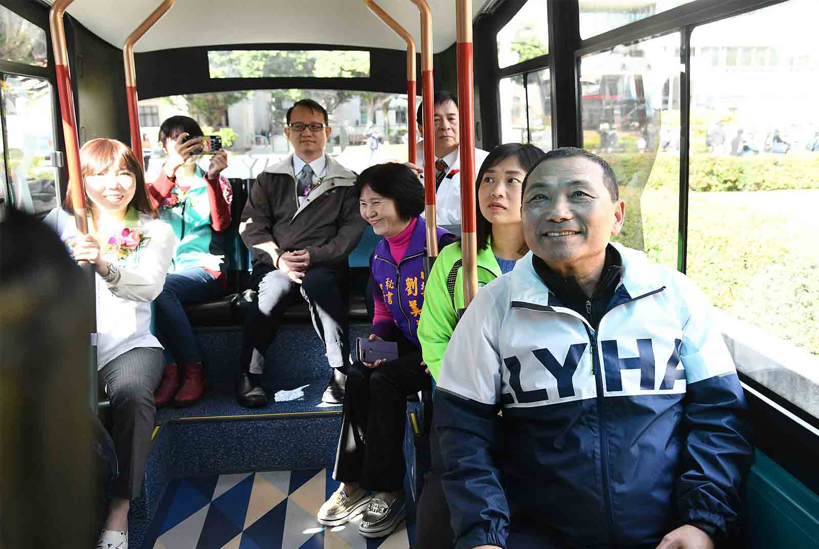 友善行、安全停！新北市以智慧科技打造交通新亮點，讓市民幸福好行