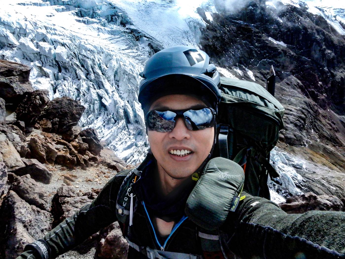 黃耀文 Wayne Huang