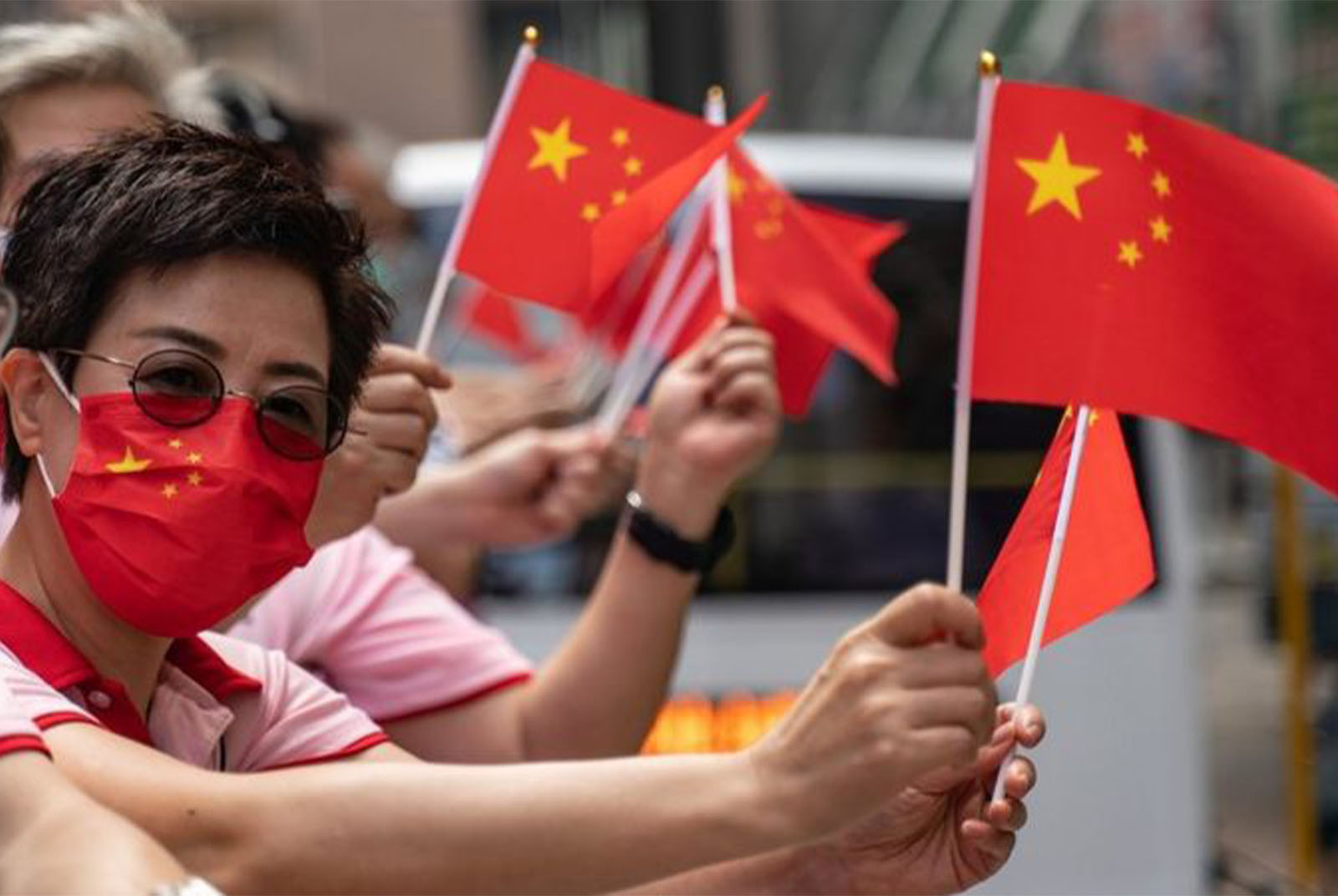 香港修改「議員宣誓法規」，引發民主選舉擔憂