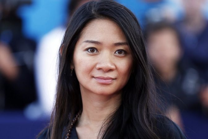 下一部是漫威電影　2021年金球獎最佳導演，趙婷是誰？