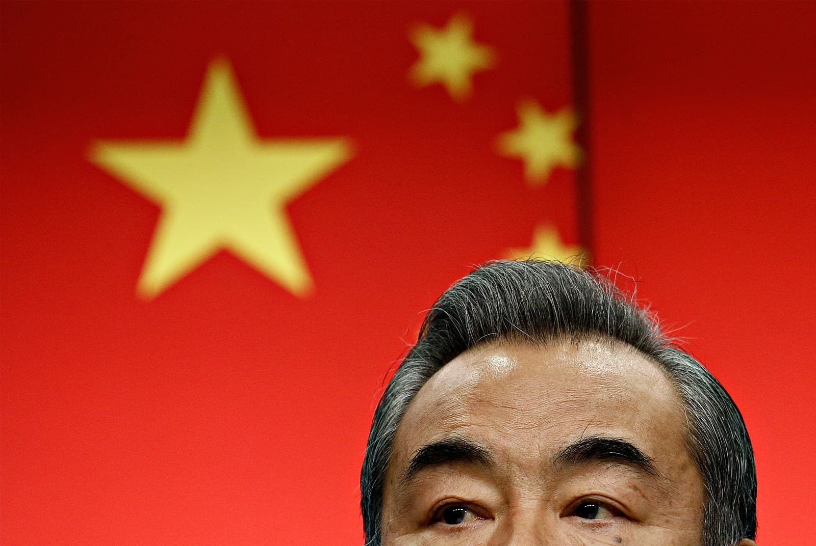 習近平要戰狼變可愛？既自信又不安，中國外交的弔詭兩難