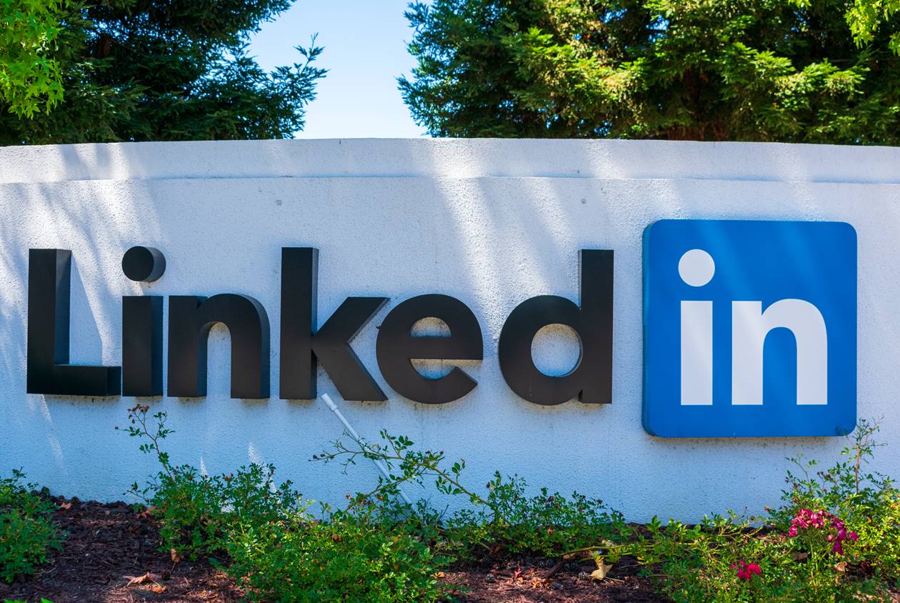 LinkedIn中國服務不搞社交了　怎麼了嗎？
