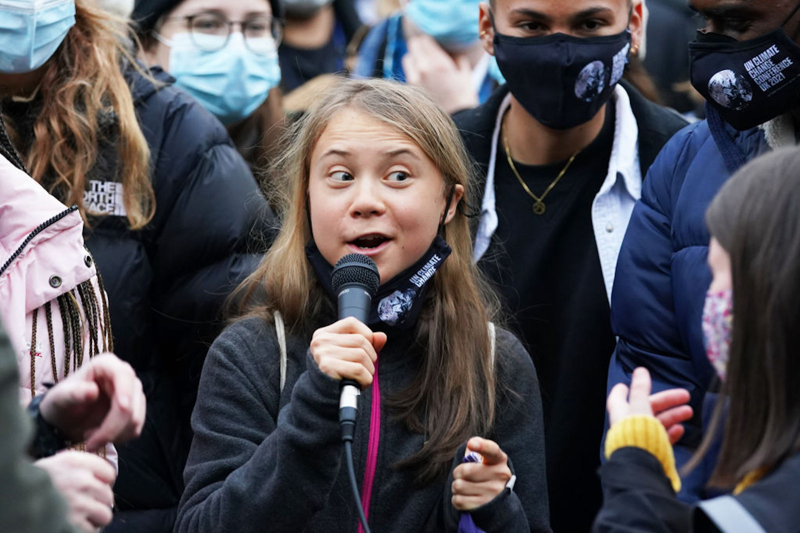 「裡面的政客假裝認真對待我們的未來」氣候少女登場COP26