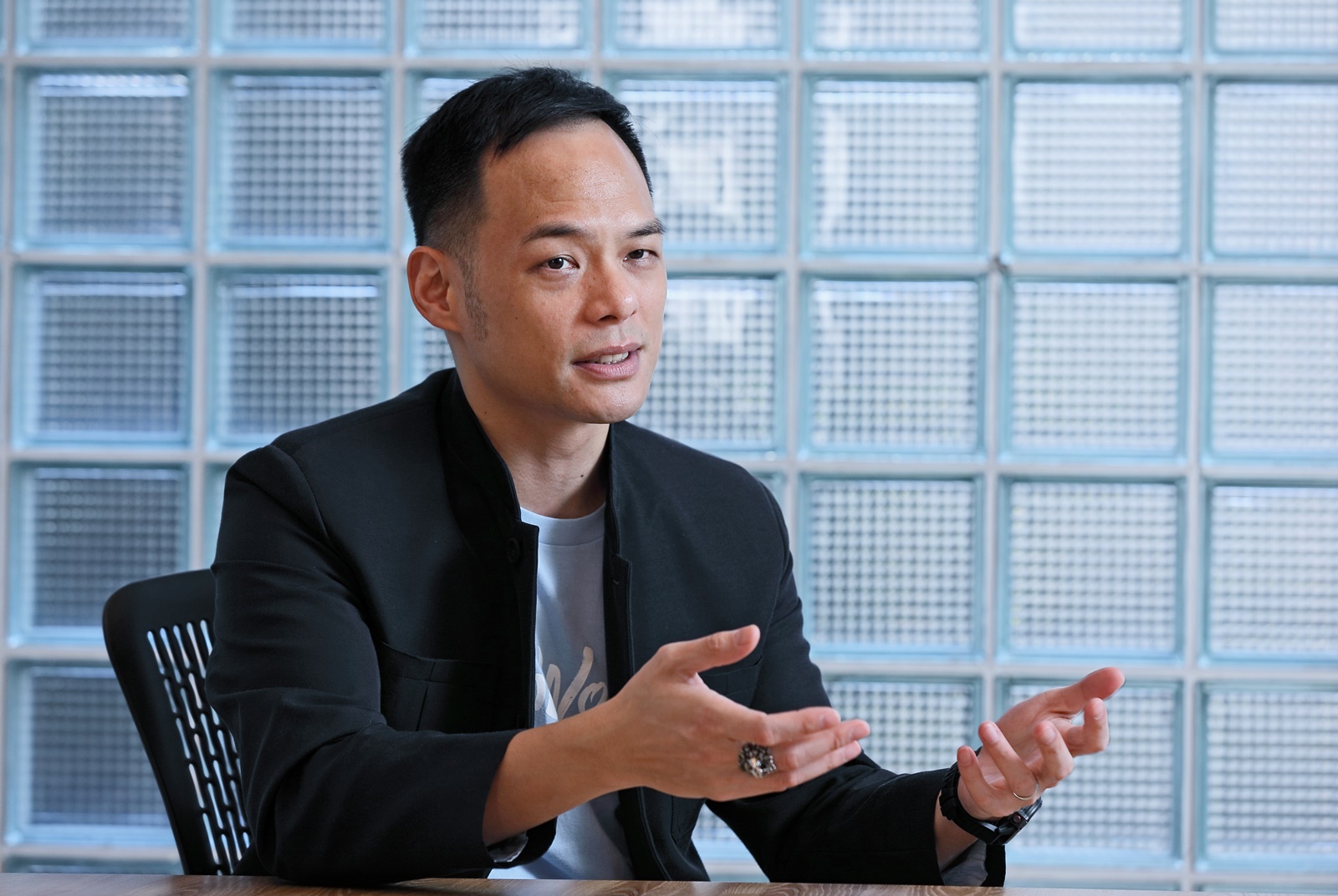建一支風機有多難？林之晨：要蓋16個章，光跑政府公文就吃不消