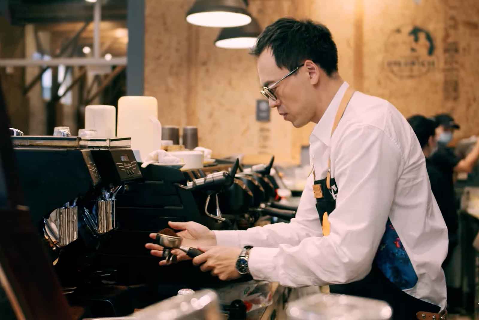 用一千杯咖啡借39萬創業　路易莎如何從路邊攤，走到全台分店數第一？