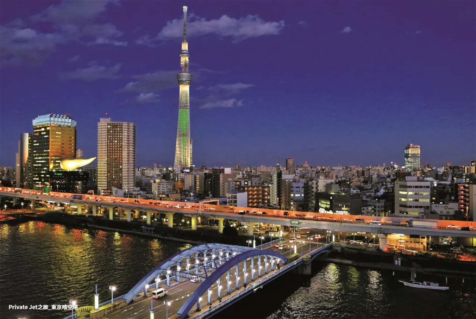 讓管家帶路購物，嚐一口天婦羅之神的手藝，包機換個角度看東京