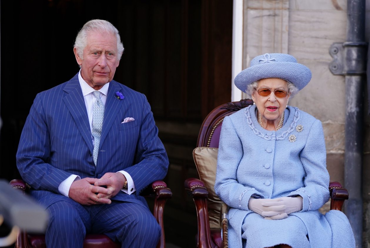 英國女王過世，英國與光榮時代正式斷線？