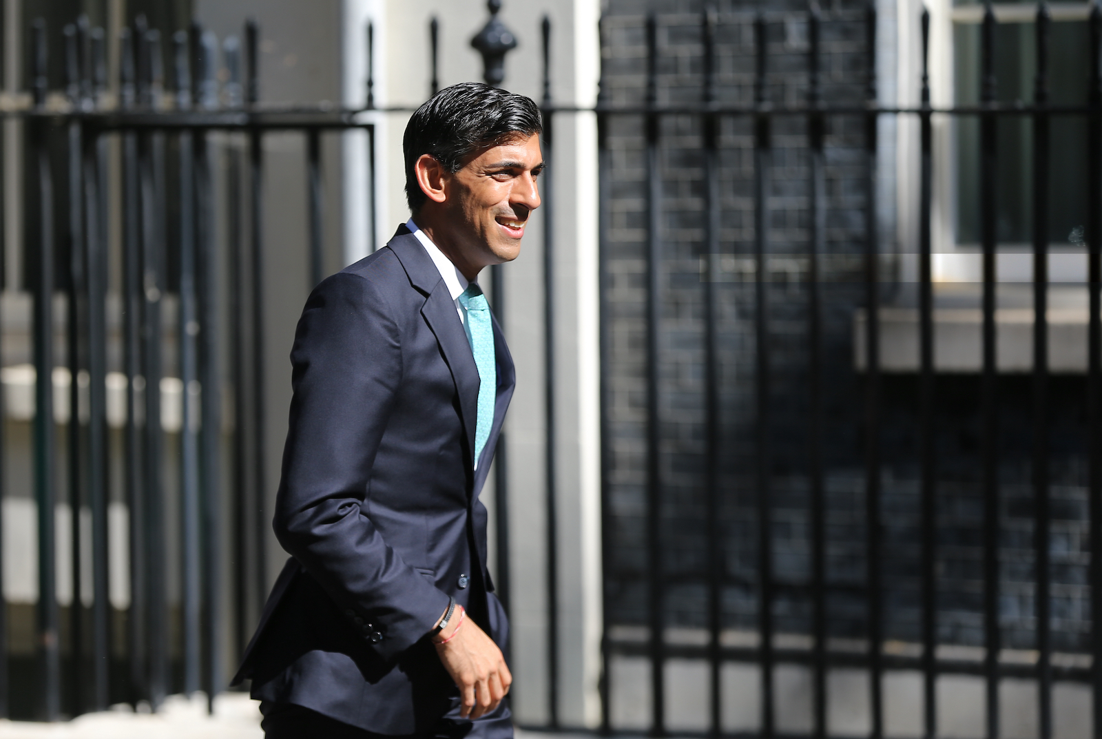 英國第一位非白人首相，蘇納克是誰？