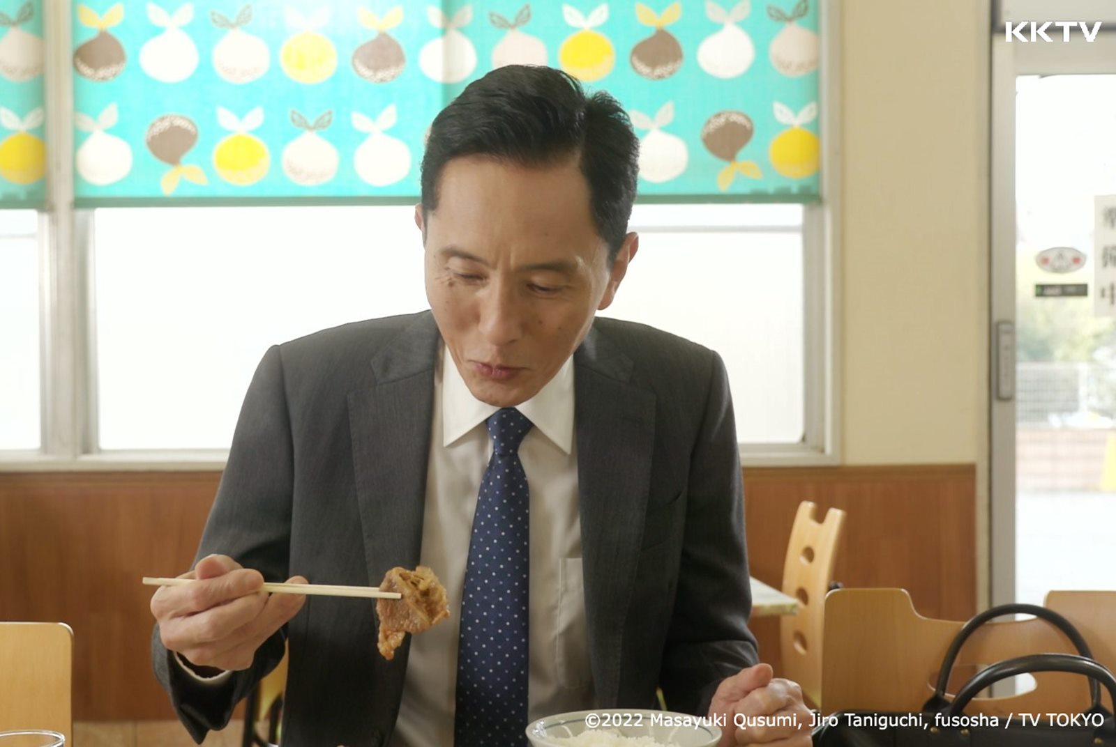 最長壽深夜劇《孤獨的美食家》：大叔自己吃飯，為何能熱播十年？