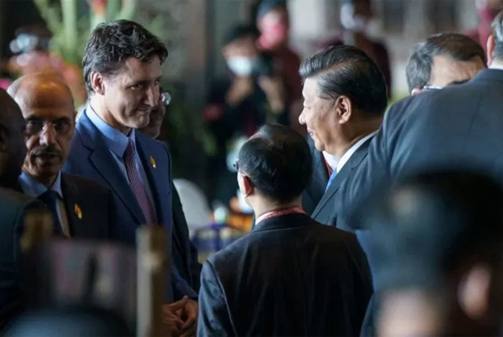 杜魯多被習近平「教訓」：G20印尼峰會罕有影片反映的中加關係