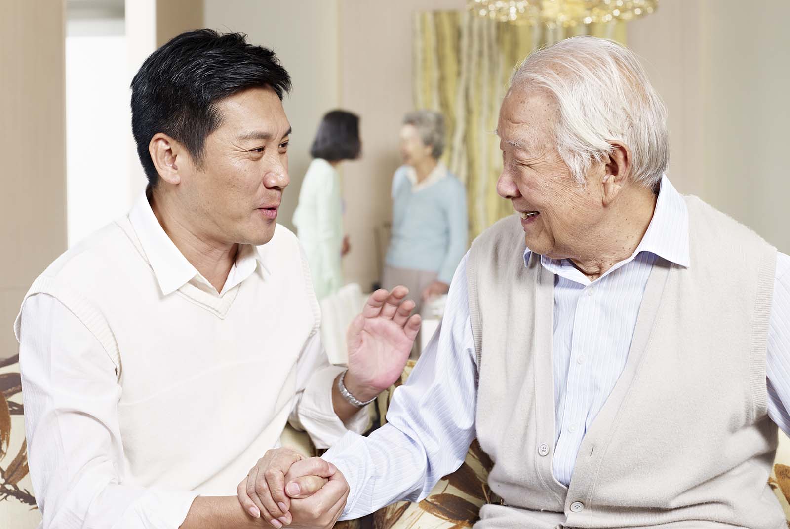 不熟悉的一家人！身為丈夫和兒子，過年教戰守則