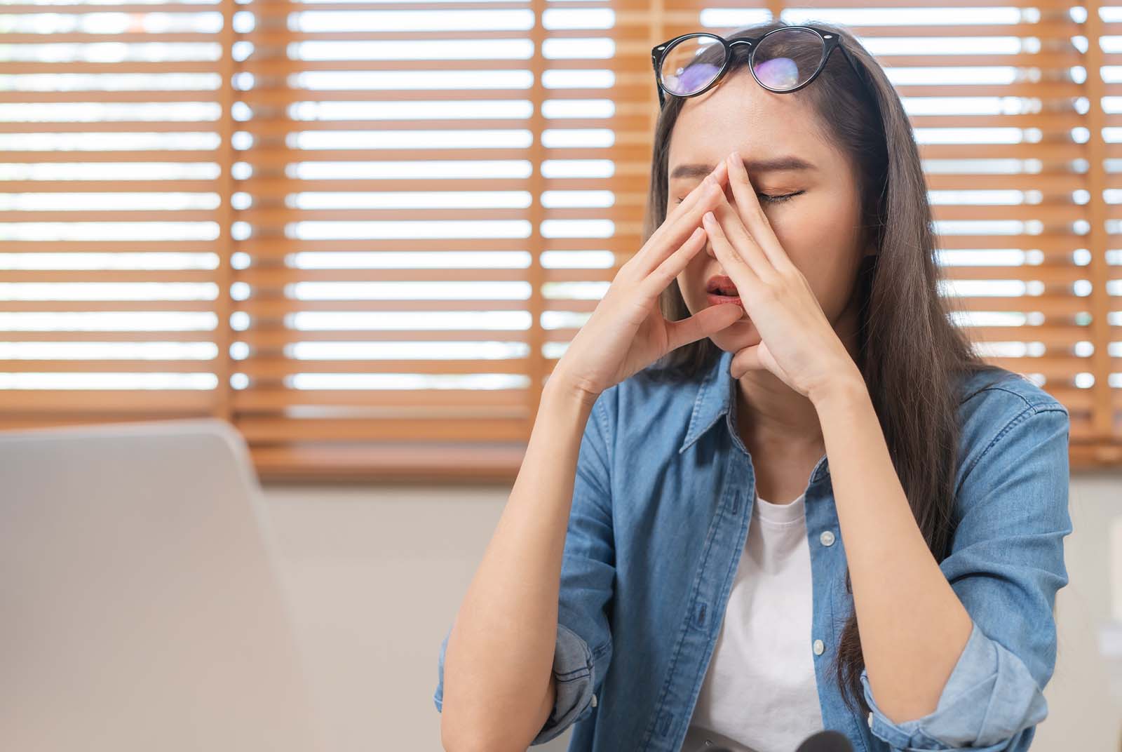 焦慮到想哭怎麼辦？試試馬上可以緩解情緒的簡單這一招