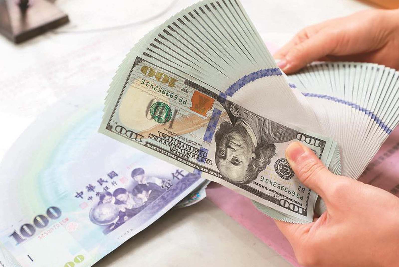 亞幣均貶、台幣獨升！新台幣成最強亞幣，匯銀主管分析背後原因