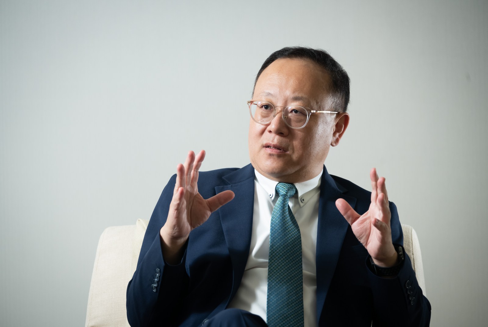 專訪文化部長史哲：圖書定價立法前，先靠「它」給出版界第一桶金
