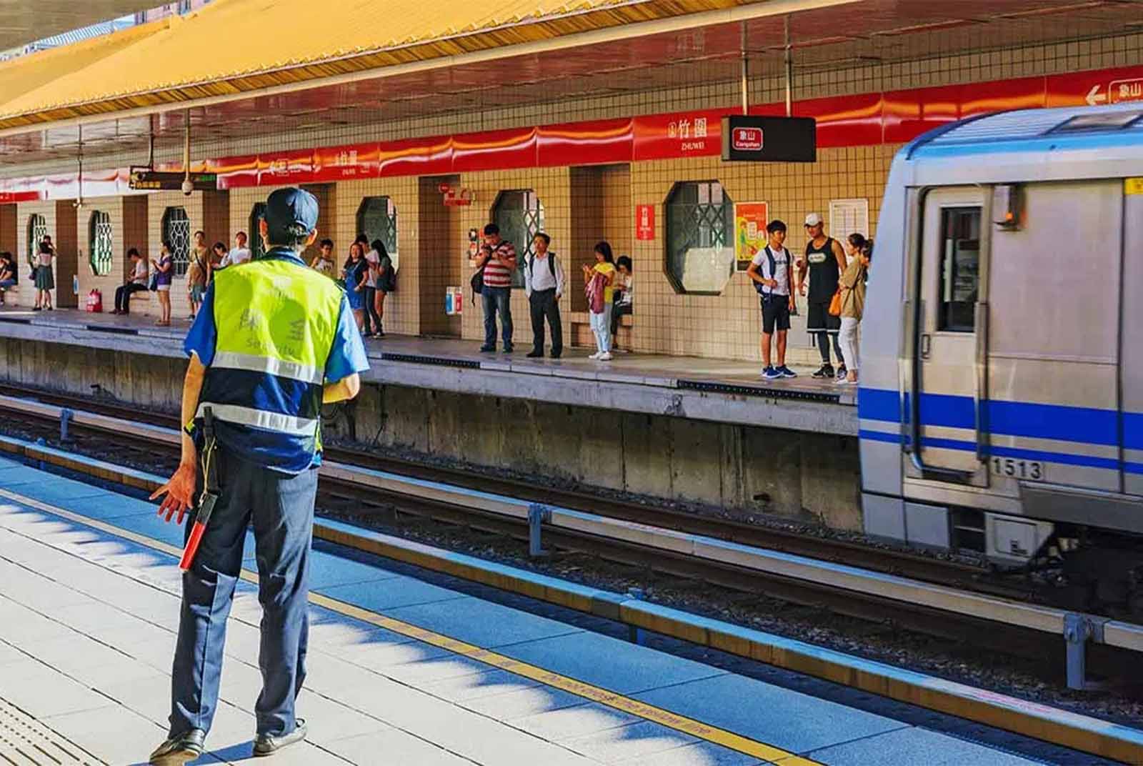 一位新加坡老師的台灣之旅：兩地價值的不同，從「捷運」談起