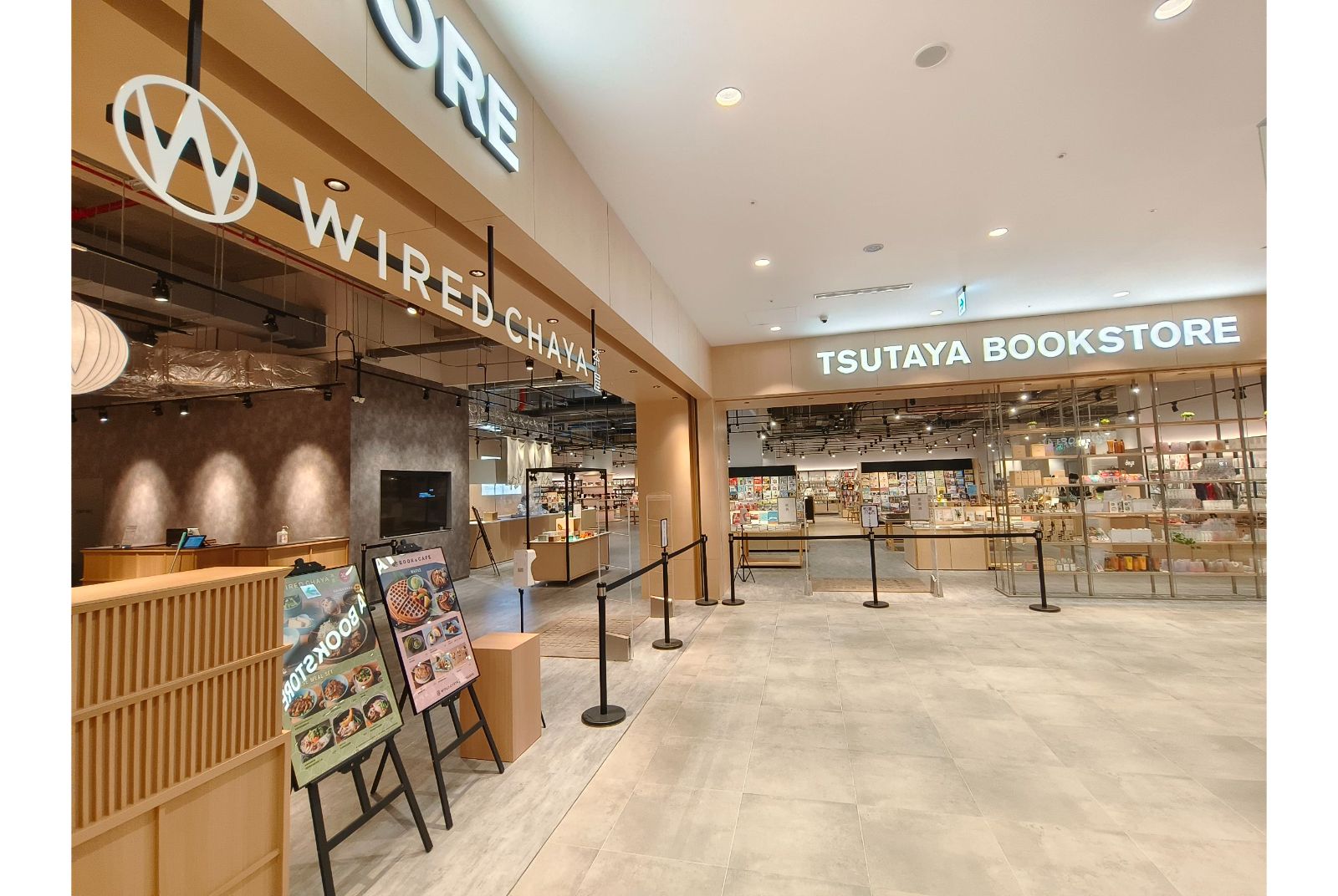 TSUTAYA BOOKSTORE台灣第11家門市 進駐LaLaport台中購物商場