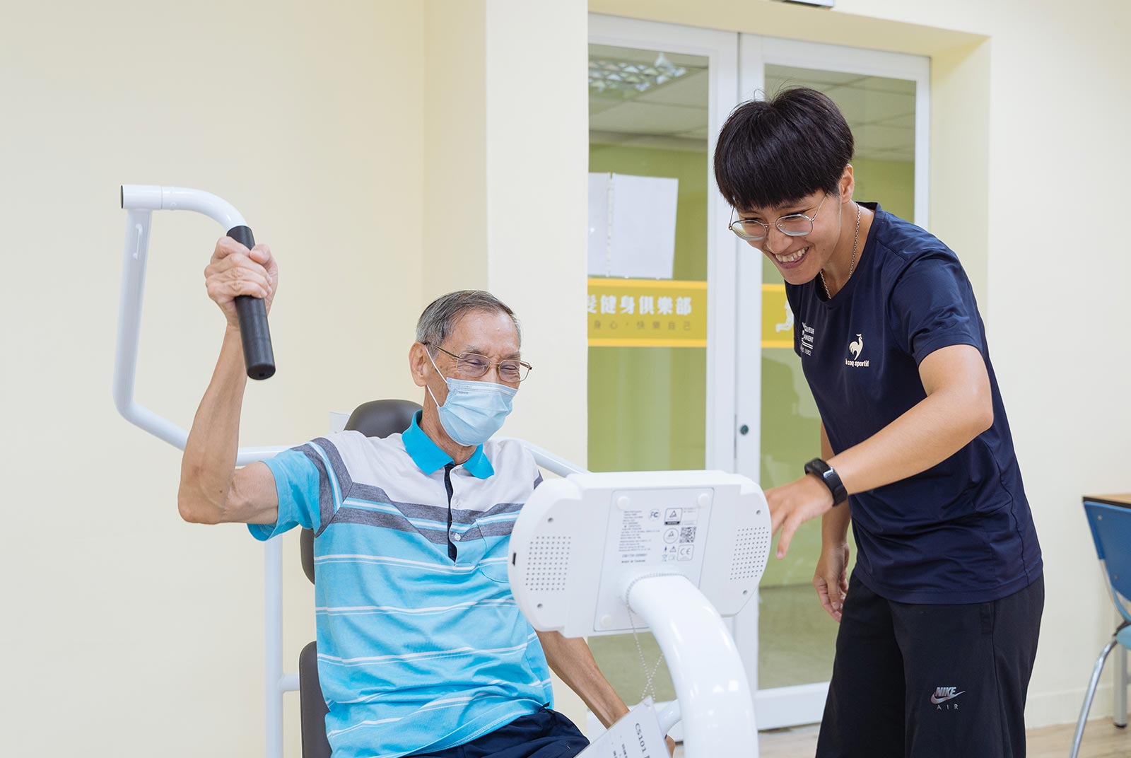 數位健康-銀髮健身俱樂部-陽交大-AI智能科技-老人運動-健身教練-運動處方箋
