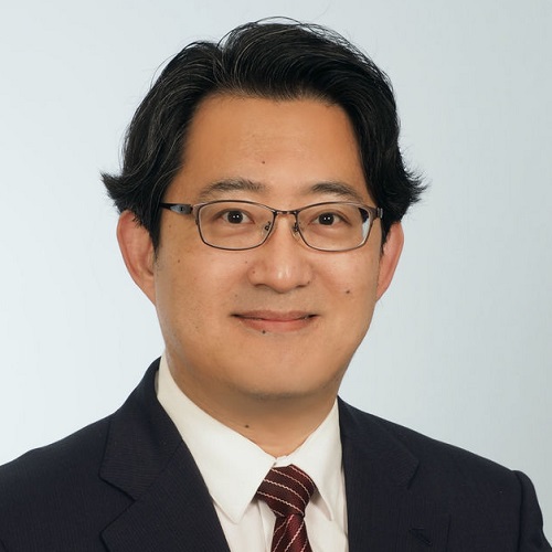 關於作者 盧業中