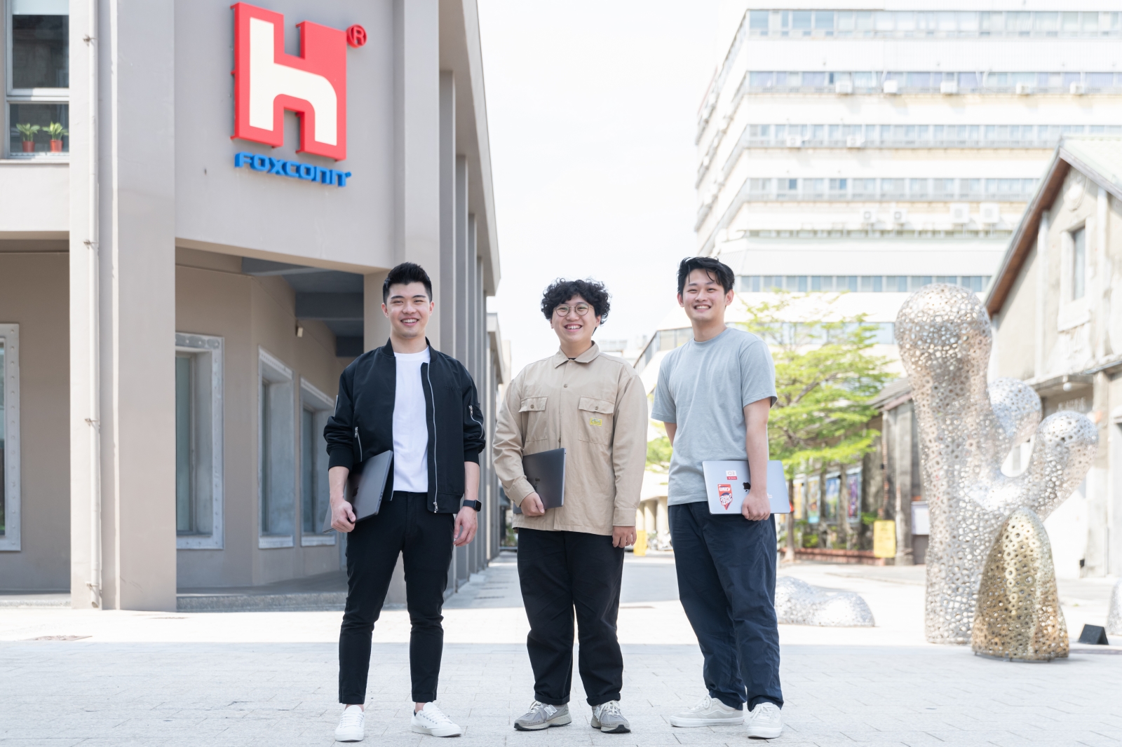 高雄-科技業-亞洲新灣區-IBM-鴻海-台積電-半導體S廊帶