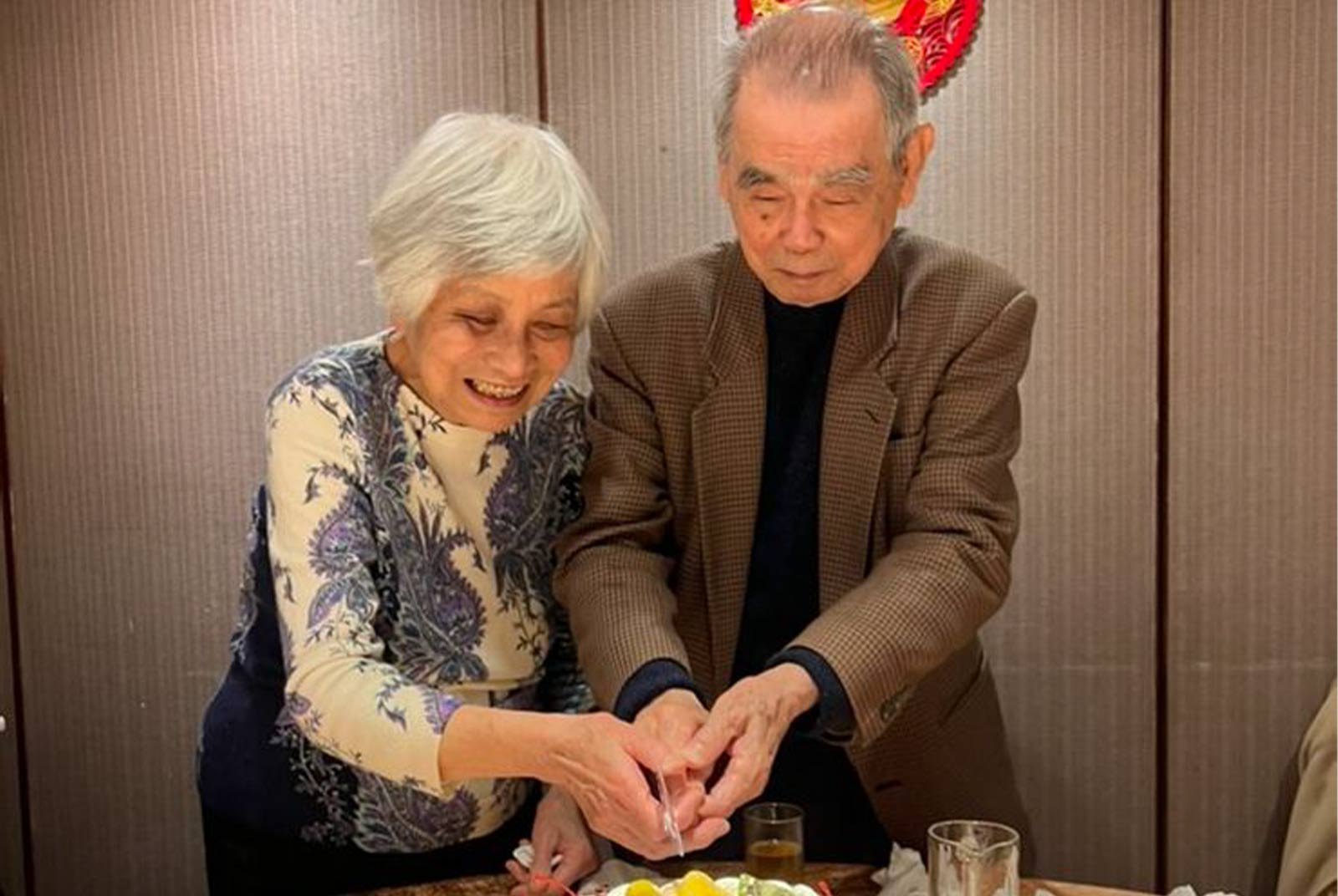 唱卡拉OK、凡事自己來，95歲老校長曬健康長壽5要訣：太太會比我活更久