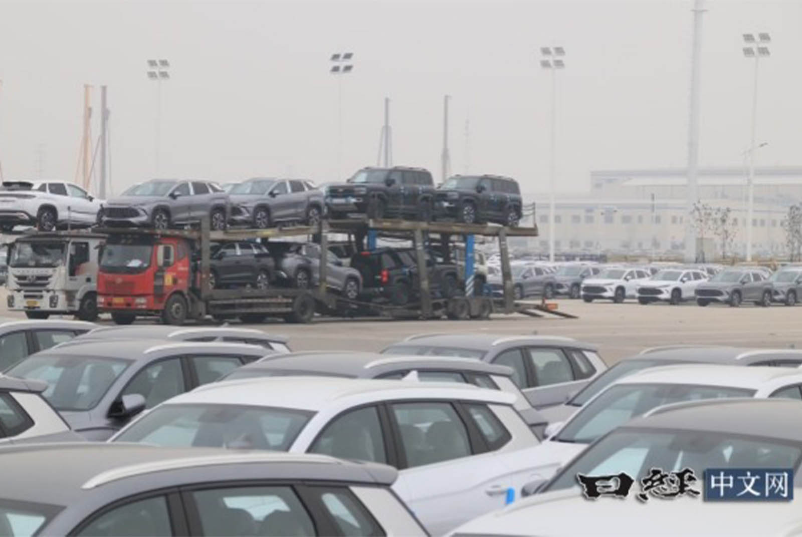 餐館半數已歇業，從「不到1分鐘生產1輛車」的鄭州工廠看中國