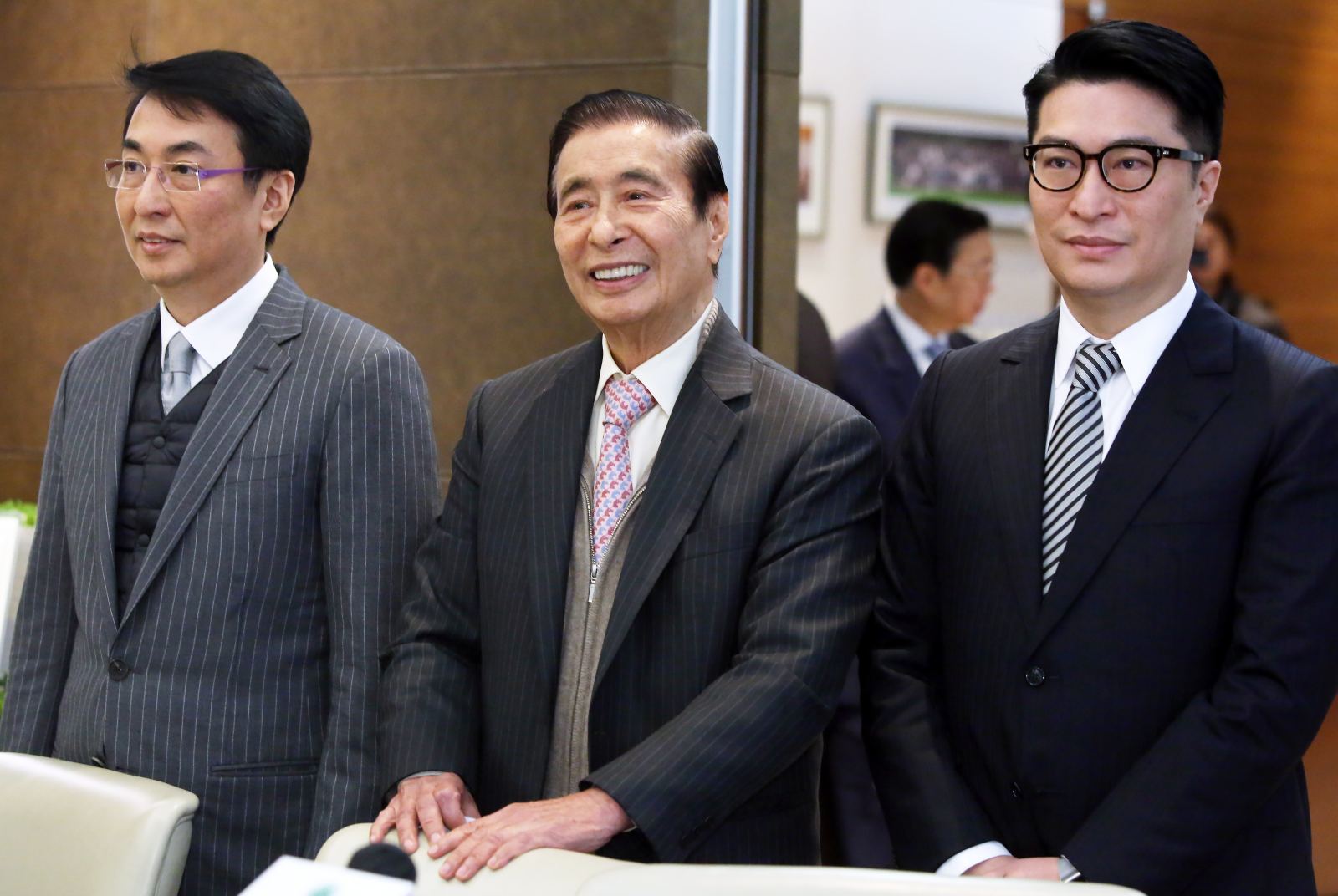 「香港巴菲特」李兆基享壽97歲：一場戰役的伙伴，可能是下一場的對手