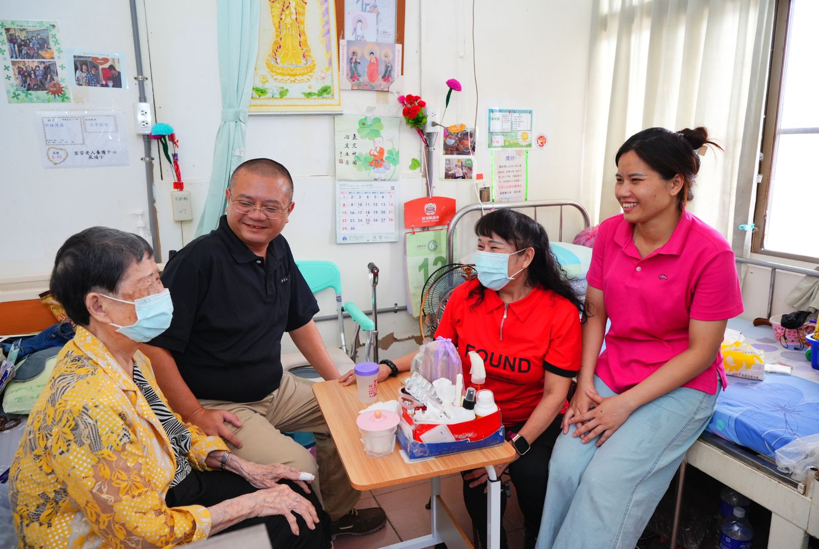 長照不再LKK  屏東年輕兄弟檔二代接班 傳承家族的愛與使命  為長照產業注入創新活力