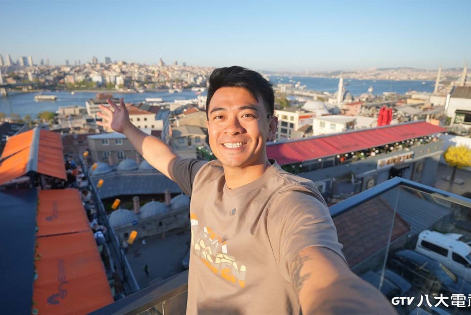 24歲創業、從不被看好到走遍世界，YouTuber融融：夢想，屬於願意付出努力的人