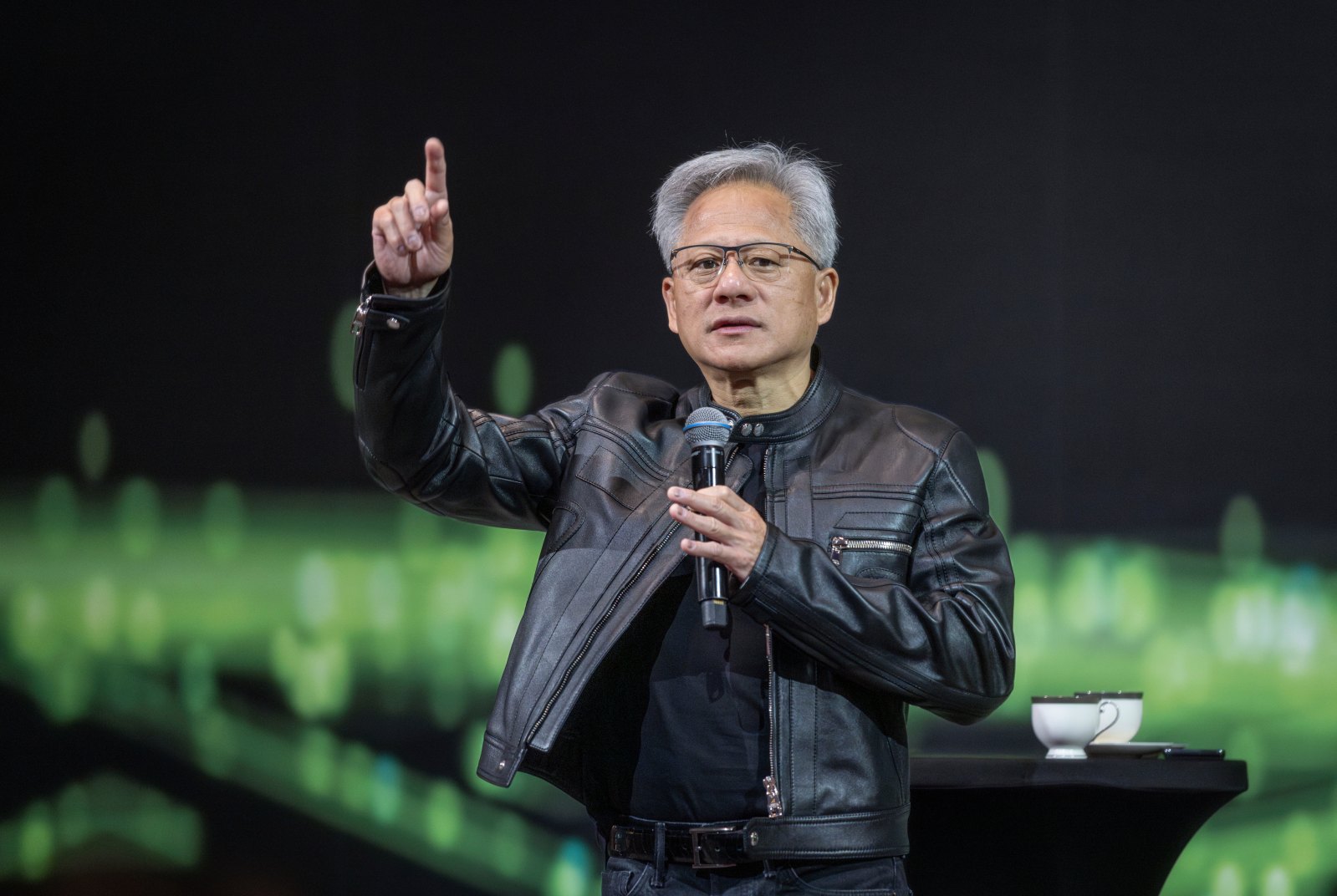 黃仁勳愛用ChatGPT密技公開：讓AI給出最強答案