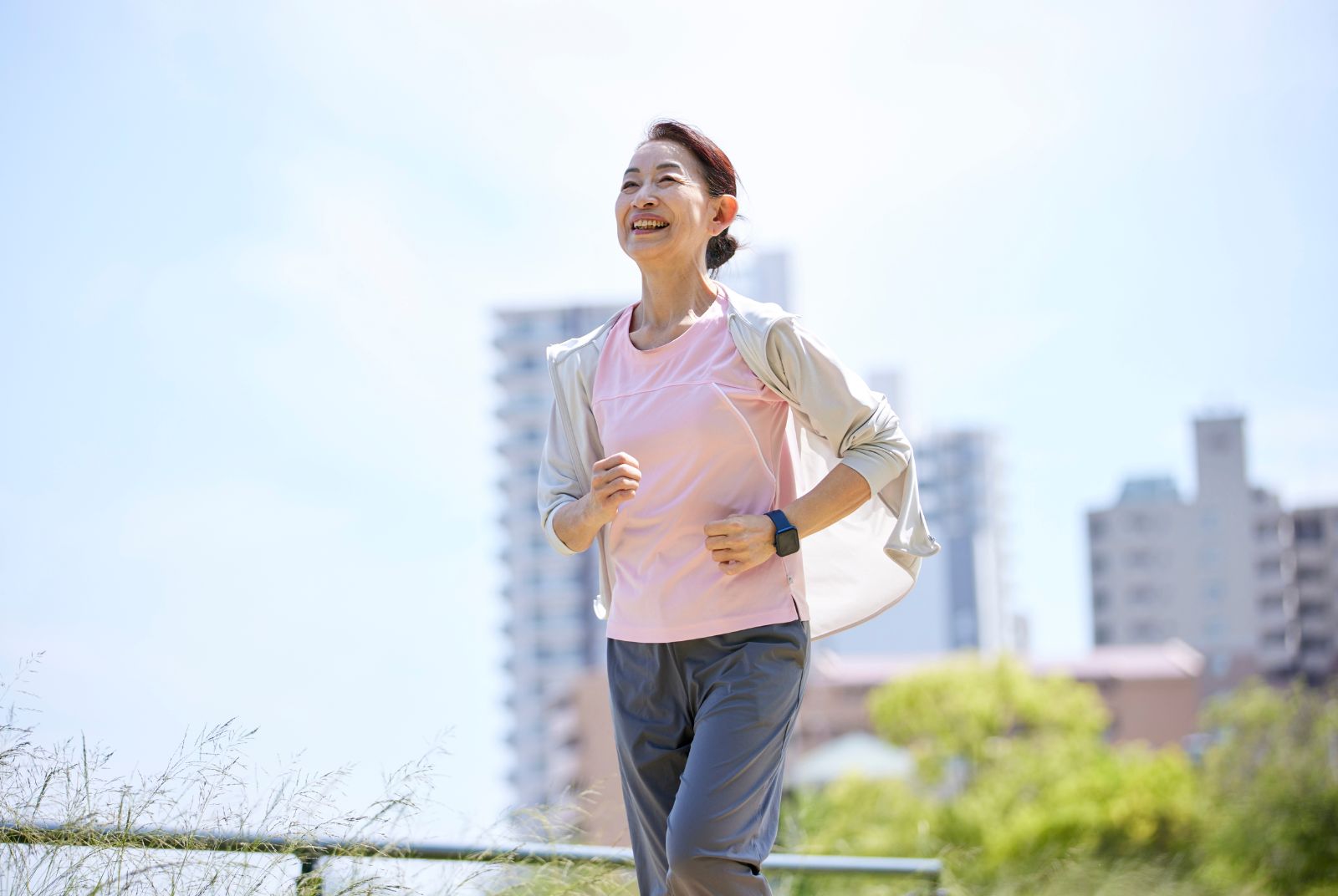 養生保健-走路-走路姿勢-主動步行