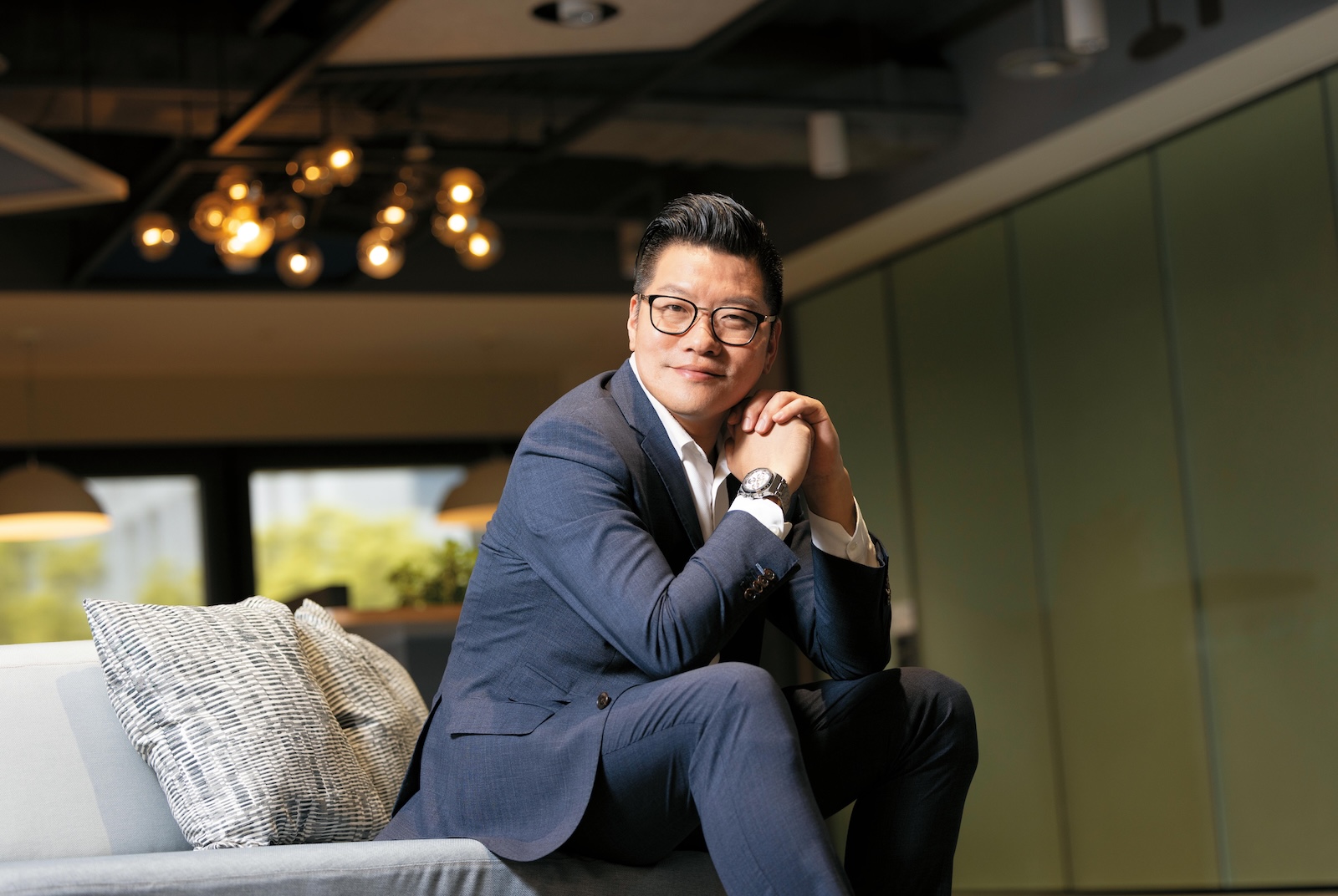 年少得志笑傲金融界，轉戰科技業卻重摔谷底：IBM總經理李正屹如何在銷售賽道上，創造逆轉勝？