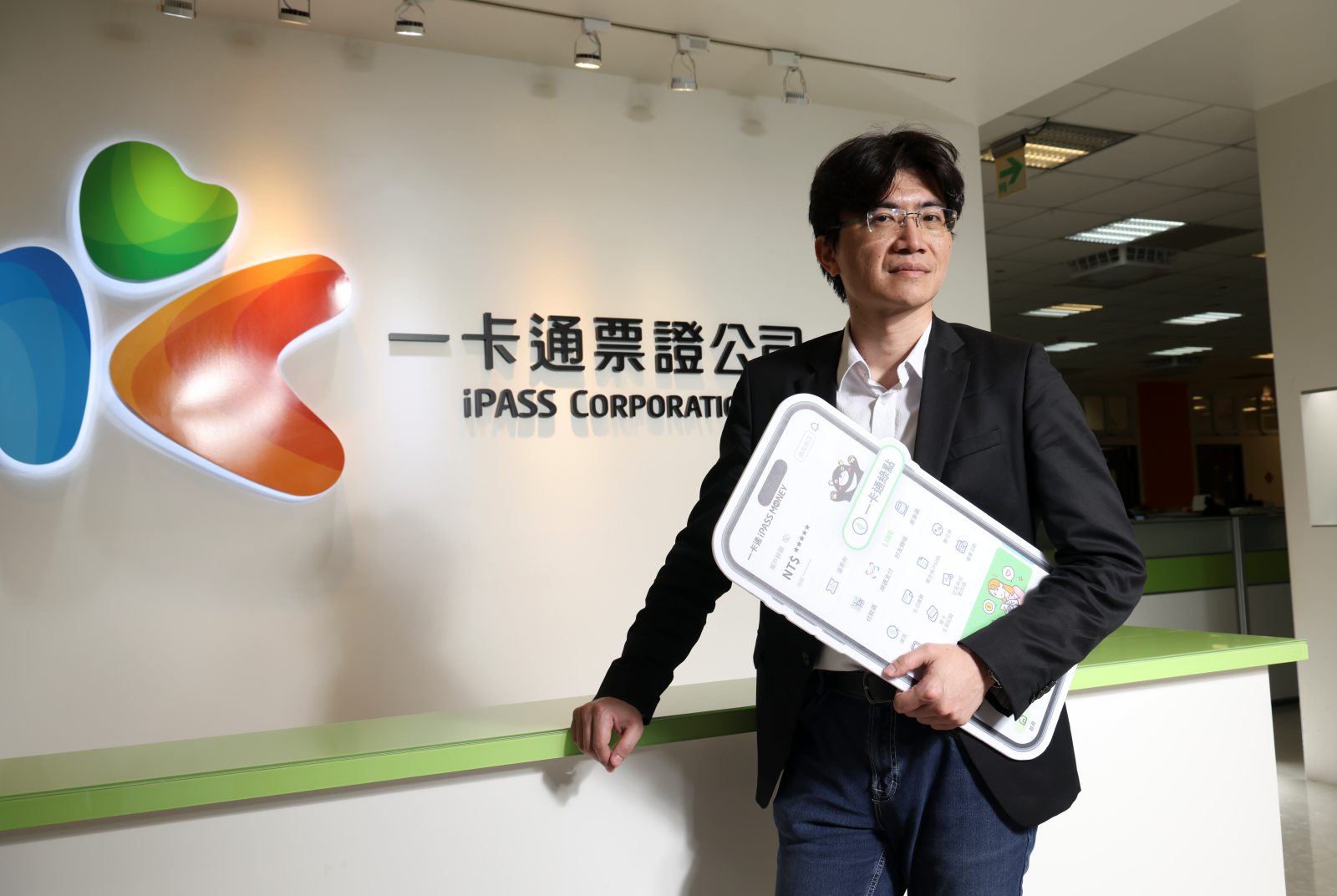 電子支付-行動支付-一卡通-Line Pay-金管會-鄭鎧尹-iPass Money